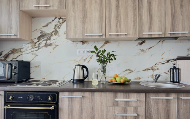 Na Ulitse Kashtanovaya Alleya 169 Flat