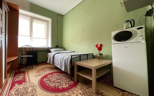 Komnata Na Odnogo V Tsentre Novosibirska Apartments