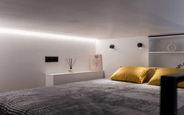 Hermes Aparts Apartments
