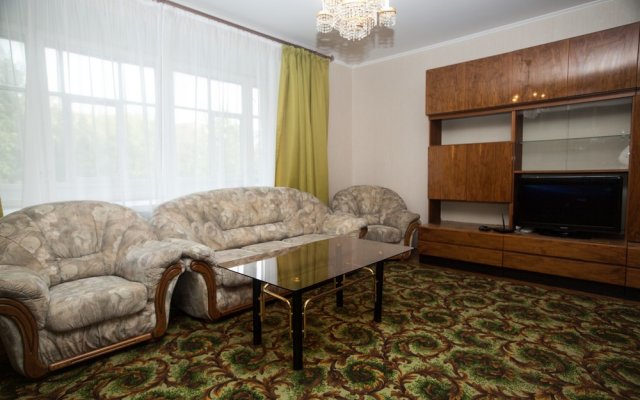 Apartment Kvart-Hotel, Ukrainskiy blvd., 5
