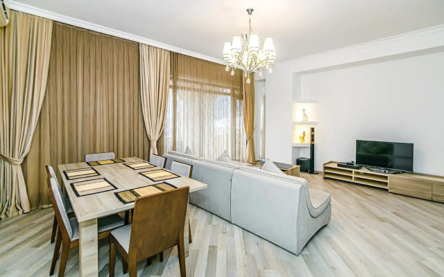 VIP Designed in Nizami Street Apartments