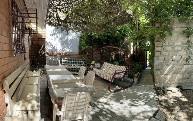 U Morya Na Yejskoy Kose Private House