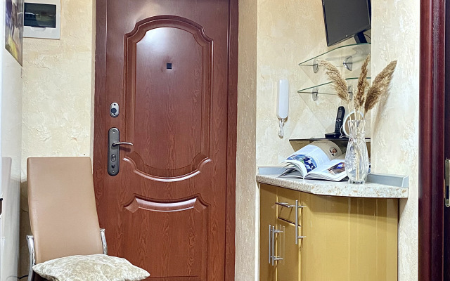 Квартира Трехкомнатная рядом с рынком