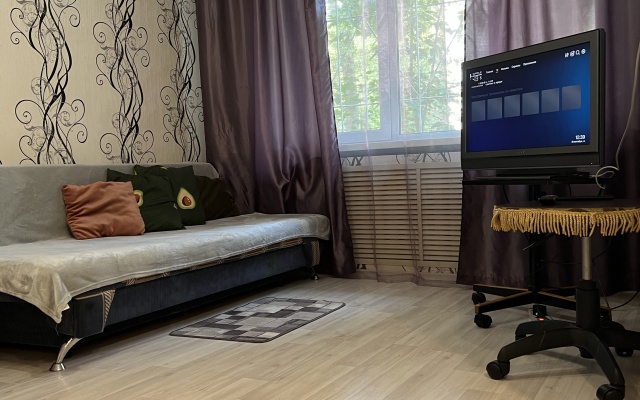 Na Druzhby 4 Apartments
