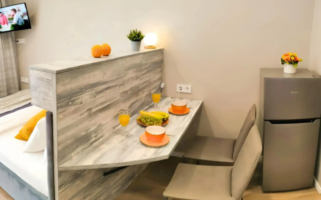 Flat na 4 Gostey Okolo Krasivoy Naberezhnoy Reki Kudepsta