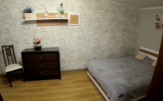 Dvukhkomnatnye Na Ulitse Drazhinskogo 27 Apartments
