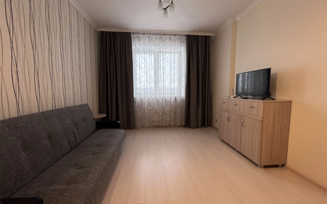 Апартаменты Квартира AlexHome РП Свердловский Заречная 3
