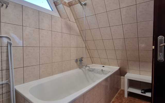 Частный дом  ГД на Лермонтова 1