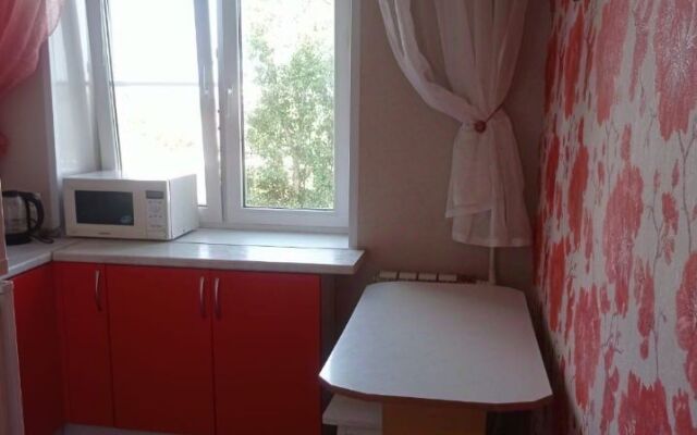 V Sovetskom Rayone Na Universitetskom Prospekte Flat