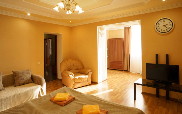 Апартаменты  Right Room однокомнатные на улице Луначарского 39