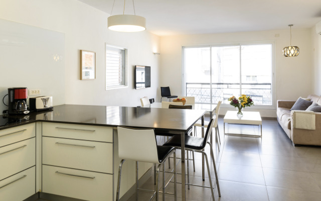 Full Comfort Near Beach By Feelhome Apartments