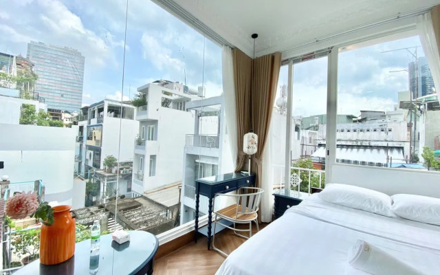 Cherry Blossom Entire Bui Vien Private house