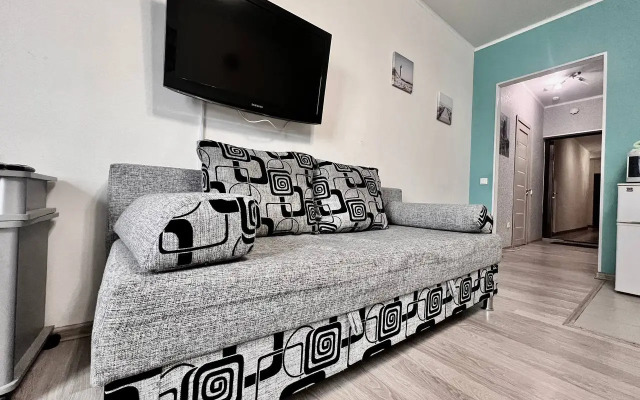Uyutnaya, Teplaya, Chistaya Studiya Flat