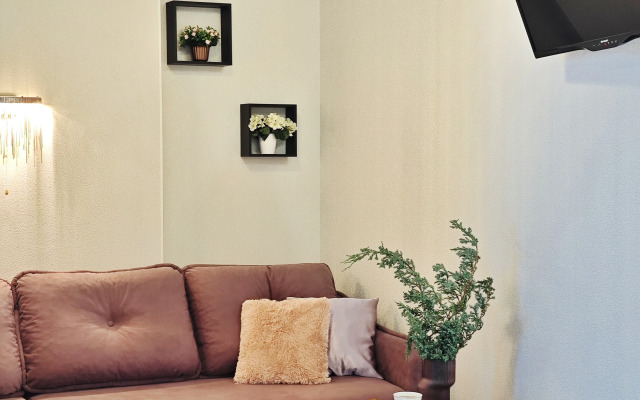 Na Leonova 47 Flat