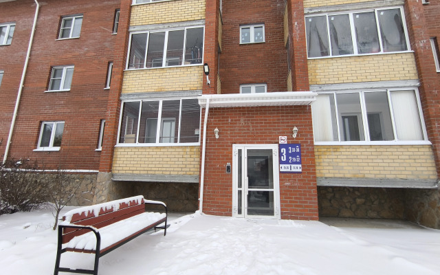 Квартира Двухкомнатная на Старателей 4