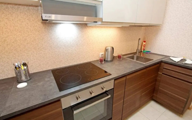 Samotsvet 3 Na Kievskoy 3 Apartments