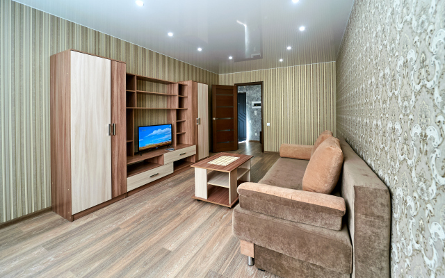 Matrosova 5 Apartment
