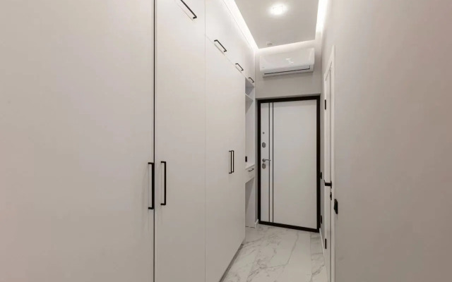 Na Ulitse Drazhinskogo 48 Flat