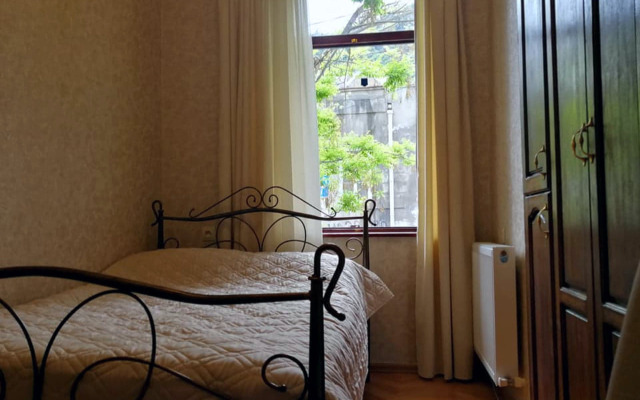 Baba House Hostel