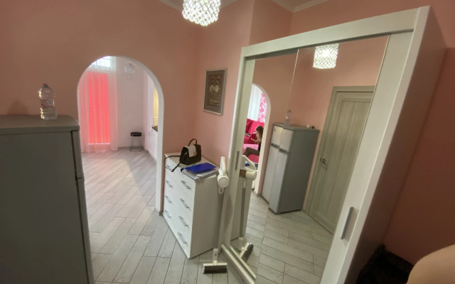 Апартаменты на Берегу Озера Тихое