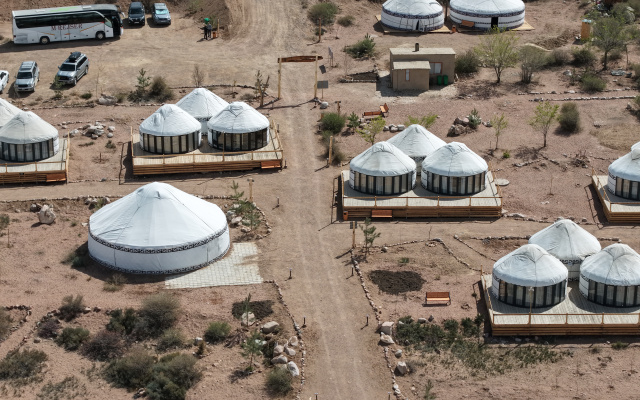 Глэмпинг Oimo Tash Yurt Camp