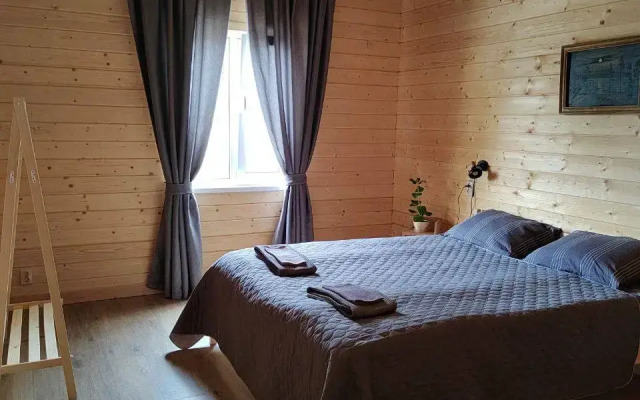 Частный дом Дом на горе с камином и сауной