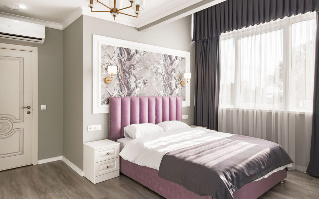 Rivyera Art Aparthotel