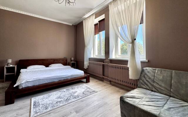 Apartamenty Shikarnaya Uyutnaya Treshka Vozle Ploschad Pobedy