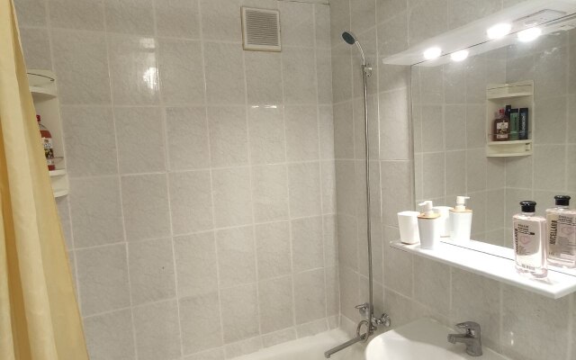 Апартаменты на Зеленодольской Кузьминки