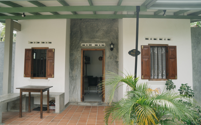 44 Karapitiya Apartments