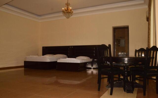Irise Hotel