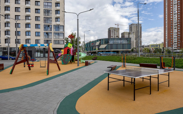 Квартира Уютная 2х комнатная у метро Нагорная