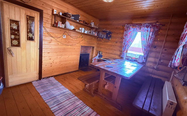 Частный дом с баней на улице Коровники 2А