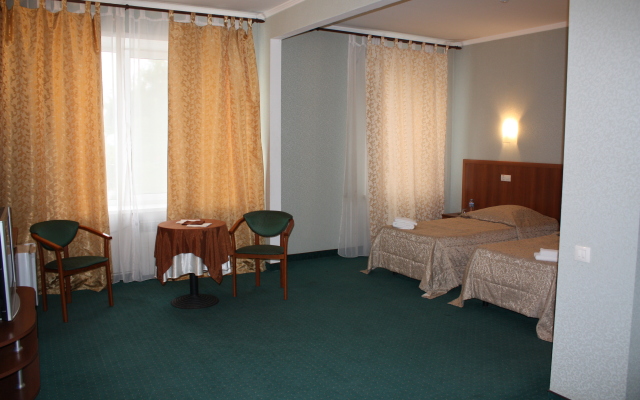 Zvezda Hotel