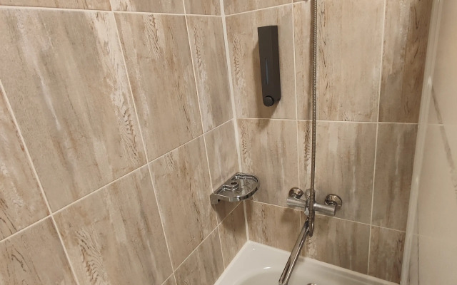 Sovremenniye s Vidom na Noviy Most Apartments