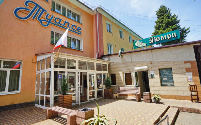 Tuapse Hotel
