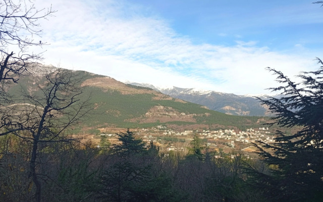 Квартира студия с видом на горы