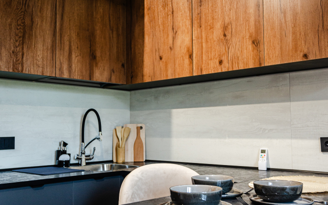 Lyuks Studiya V Stile Minimalizm Apartments