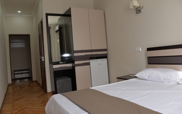 Tigran Mets Hotel