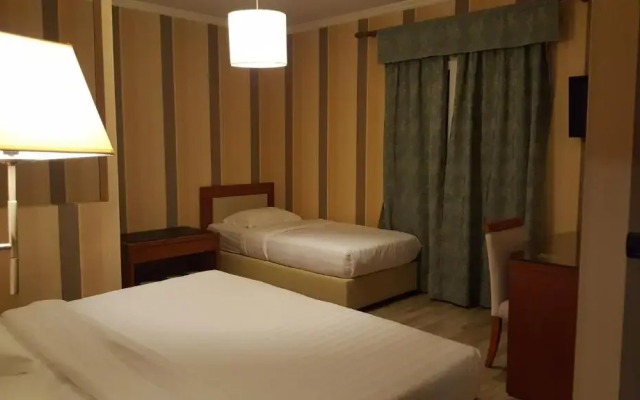 Отель Bel Conti