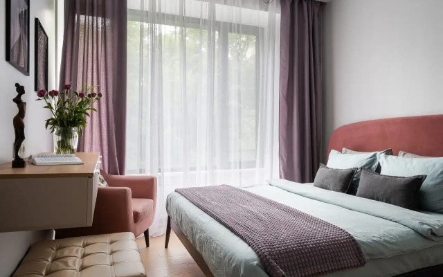 U Novodanilovskoy Naberezhnoy Apartments