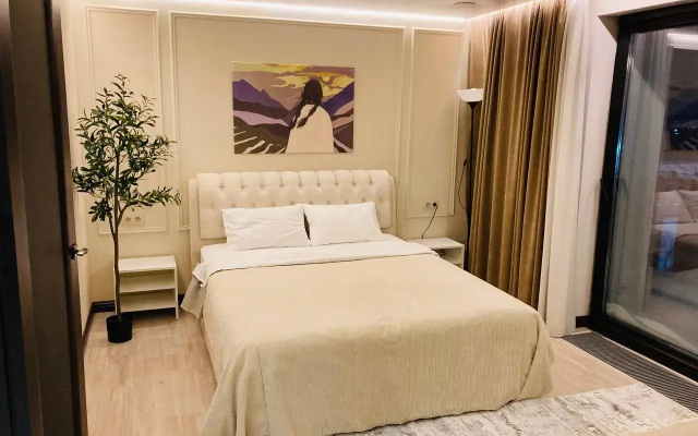 Apartamenty na Urovne Oblakov s Panoramnym Vidom na Rybinsk