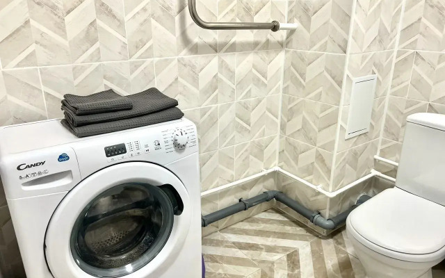 Апартаменты на 10 лет Октября 87