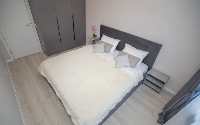Nnrent_oranzhereynaya Flat