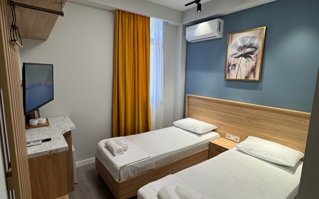 Adam Boutique Hotel