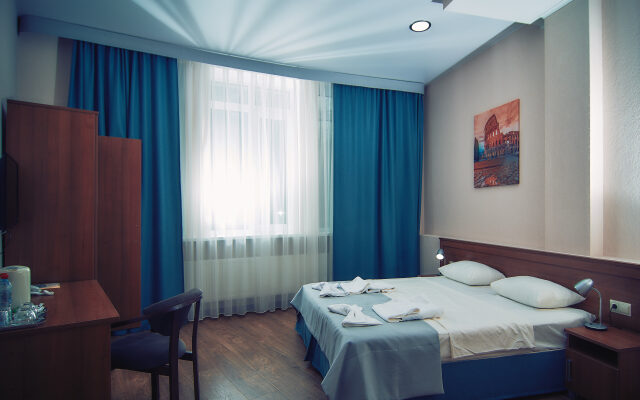 Kolizej Na Volzalnoy Hotel
