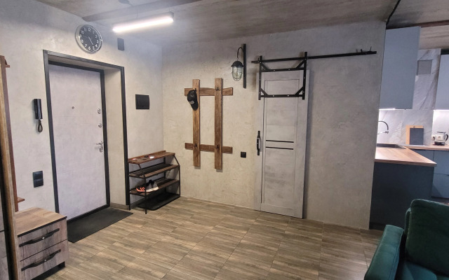 Loft V Tsentre Bresta Flat