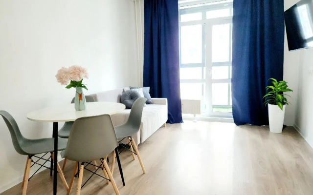 Runway Apartments Flat