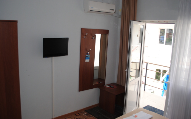 Vera Guest House