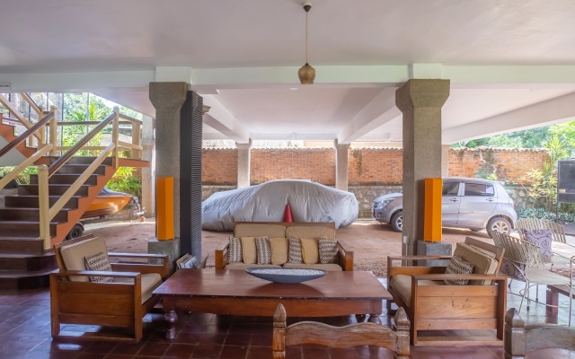 Yoho Ivory Inn Guest house